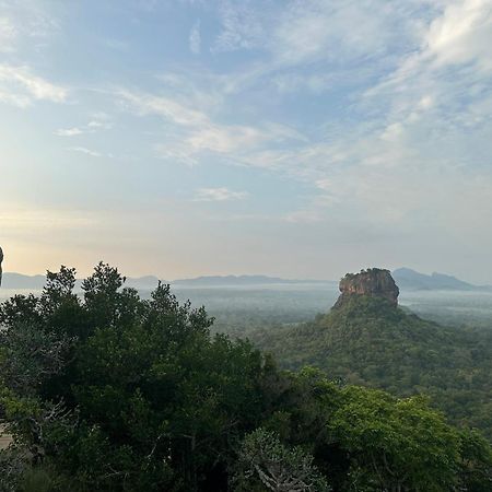 Sigiri Corridor Home Stay Sigiriya Exterior foto
